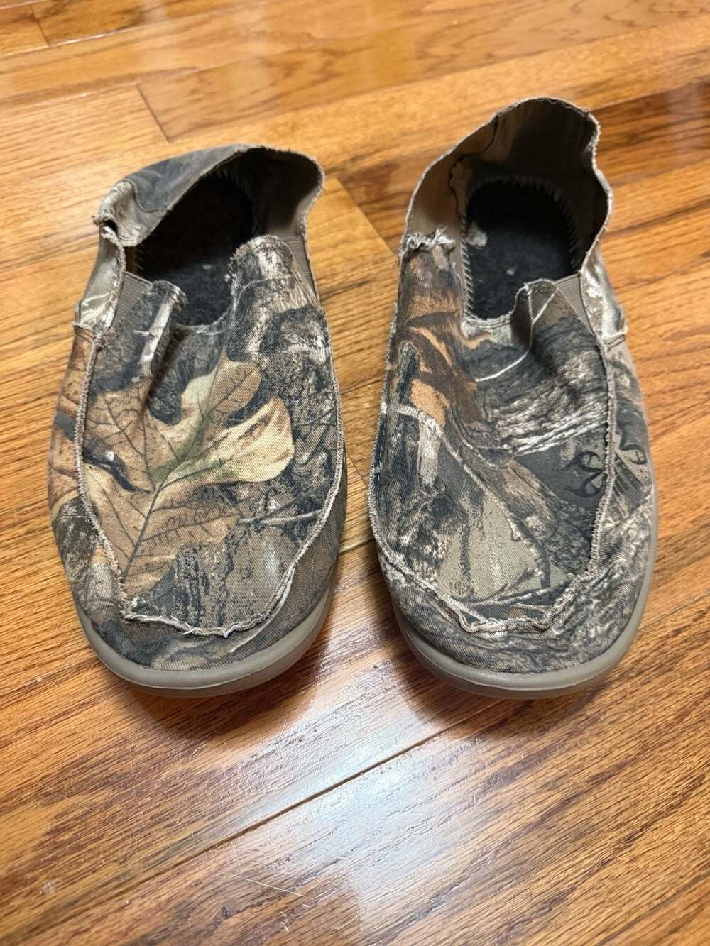 Crocs Men's Santa Cruz Realtree Edge Camo Slip-On Loafers Size M13
